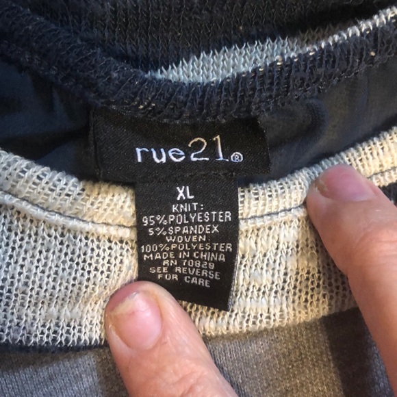 Stripped seater/top - Picture 3 of 3